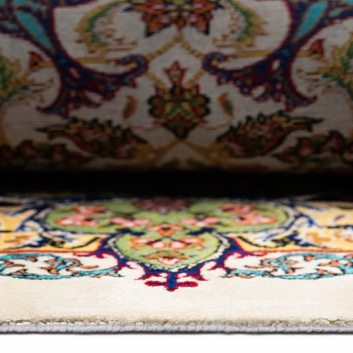 Persian Rugs - Intricate Pattern - Premium Silk - RugTix
