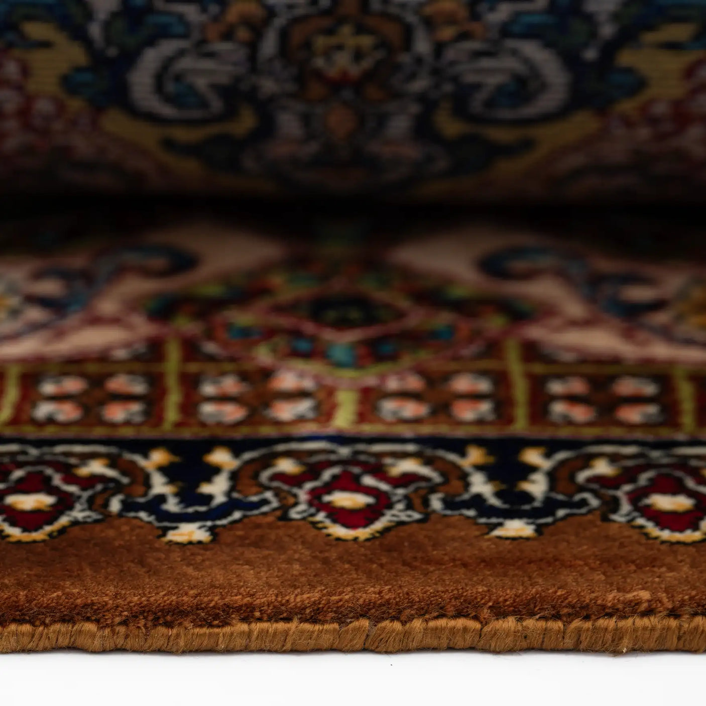 Persian Rugs - Intricate Pattern - Premium Silk - RugTix