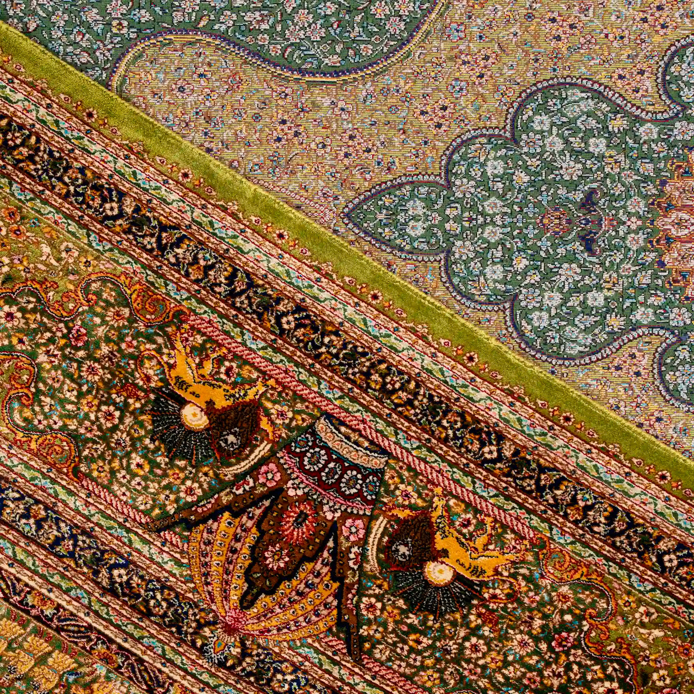 Persian Rugs - Intricate Pattern - Premium Silk - RugTix