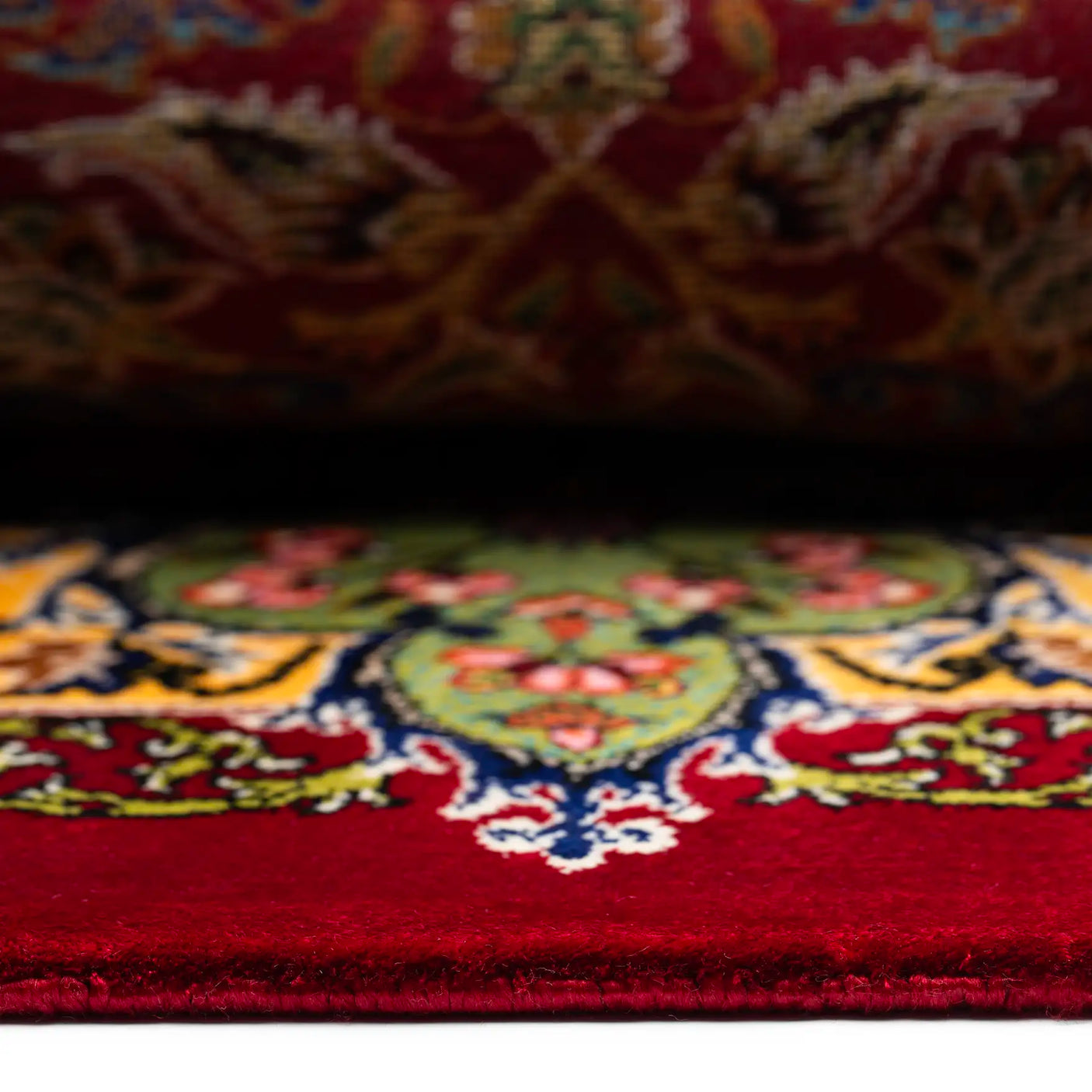 Persian Rugs - Intricate Pattern - Premium Silk - RugTix